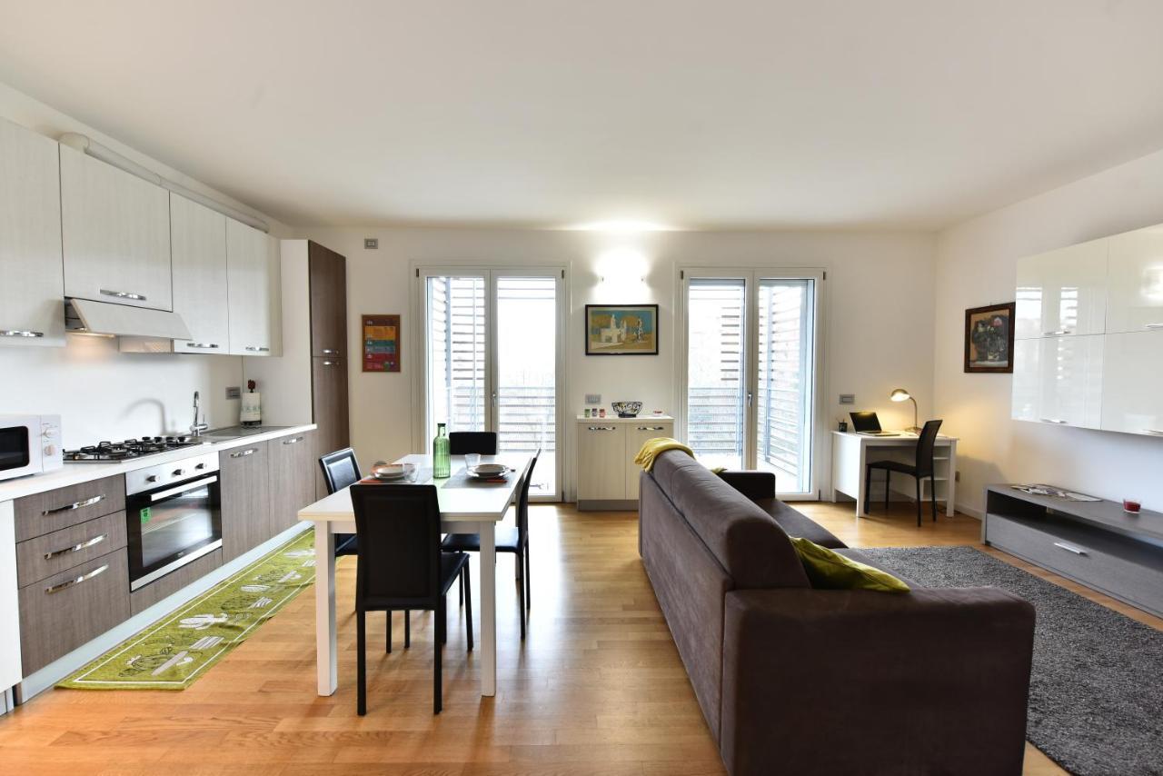 Appartement Caseospitali - Casa Kikka, Elegante Con Balcone In Nuovo Per 4